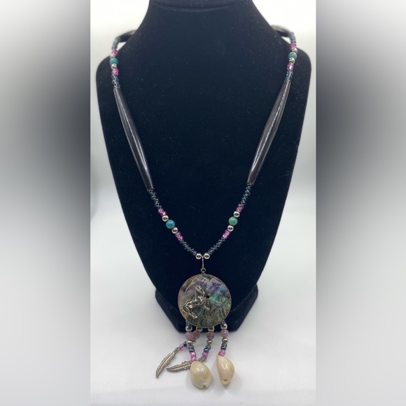 Native American Abalone Shell Horse Necklace made by “Eagle Man” Gorgeous - Picture 7 of 9